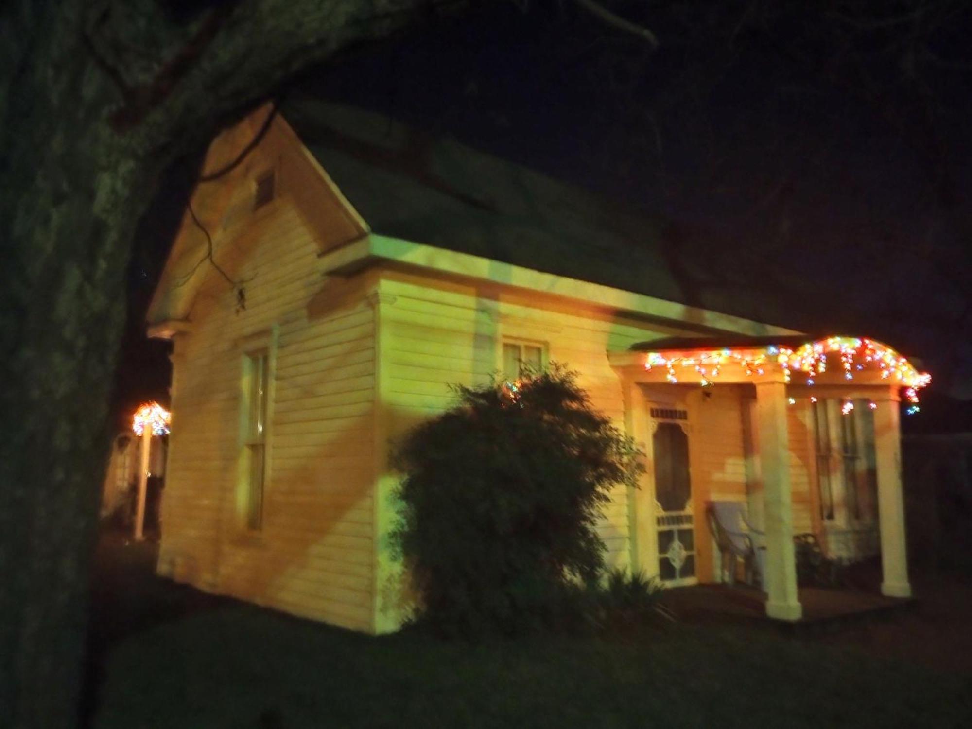 Carleton House Bed And Breakfast Bonham エクステリア 写真
